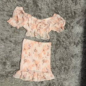 Chic Floral Off-Shoulder Skirt Set in Cream and Pink